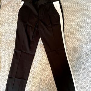 G fore golfing, tennis, or everyday pants